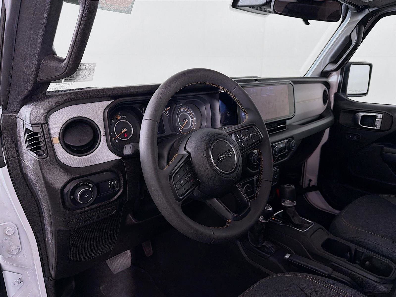 Used 2024 Jeep Wrangler Unlimited Sport AWD/4WD image 9