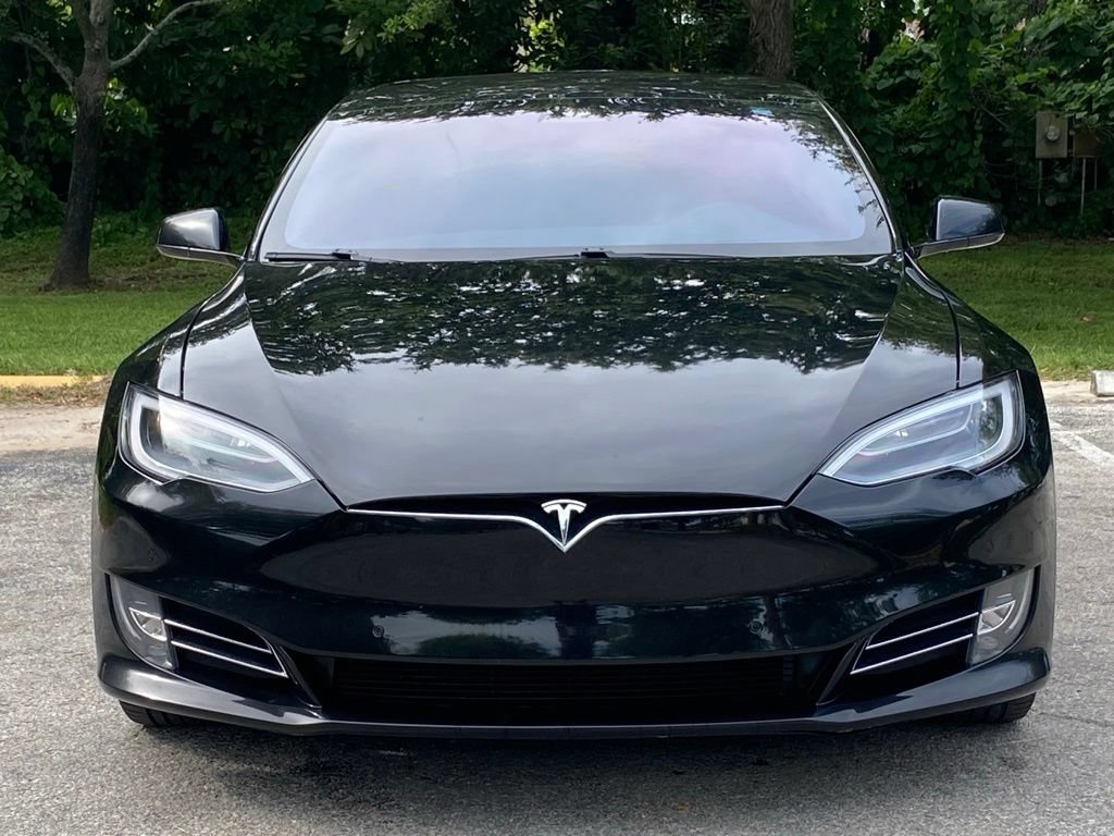 Used 2018 Tesla Model S 100D AWD/4WD image 3