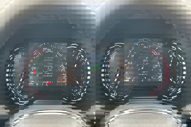 Certified 2025 Toyota RAV4 XLE w/ Convenience Package image 30