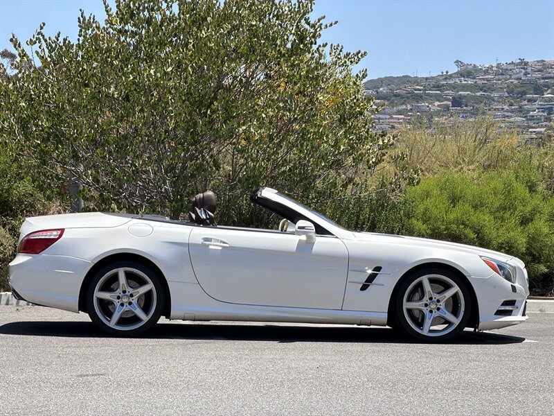 Used 2015 Mercedes-Benz SL 400 w/ Premium I Package image 7