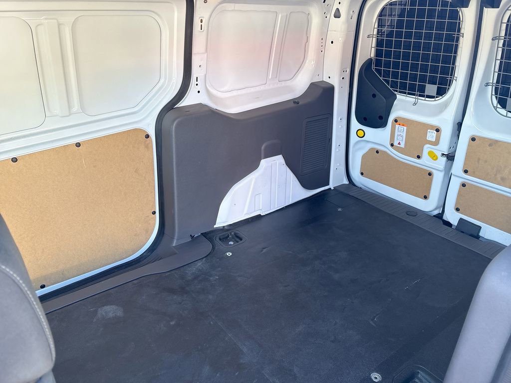 Used 2023 Ford Transit Connect XLT image 22