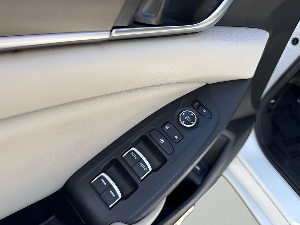 Used 2019 Honda Accord LX image 16
