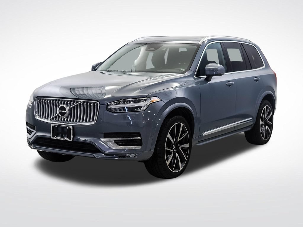 Used 2023 Volvo XC90 B5 Plus AWD/4WD image 1