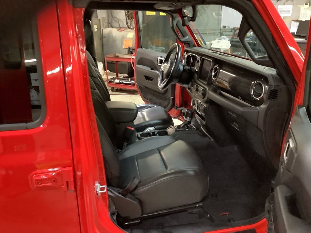 Used 2021 Jeep Wrangler Unlimited Sahara image 20