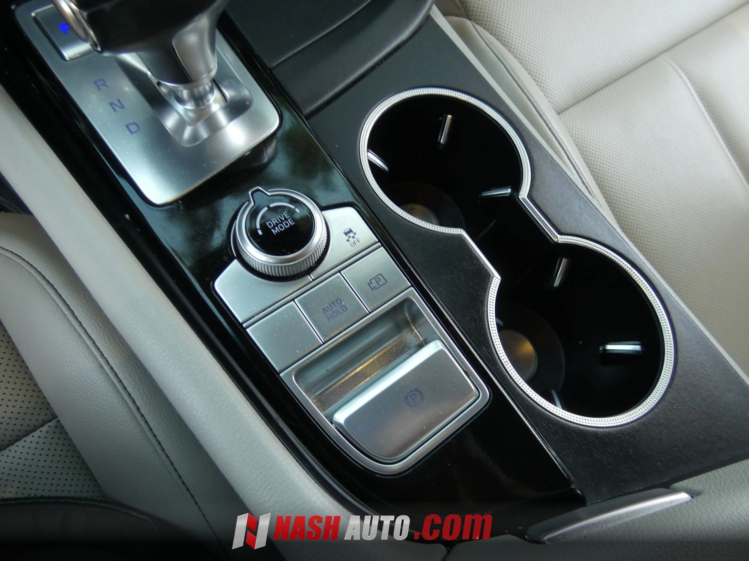 Used 2022 Genesis G70 2.0T RWD image 55