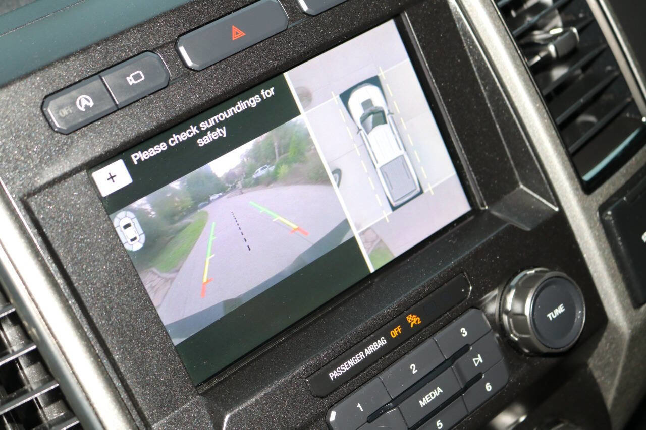 Used 2019 Ford F150 Raptor w/ Equipment Group 801A Mid image 31