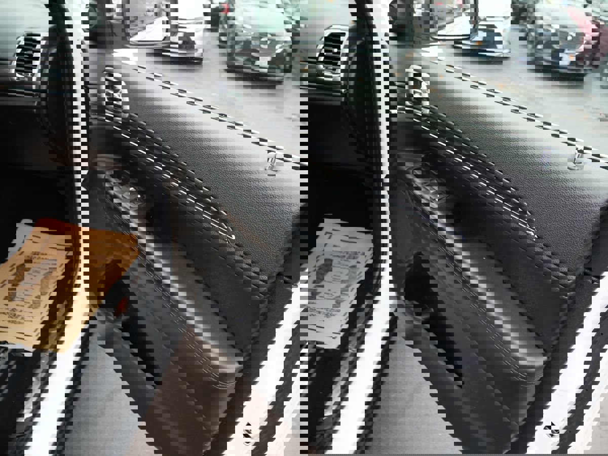 Used 2021 Jeep Grand Cherokee Limited w/ Trailer Tow Group IV image 32