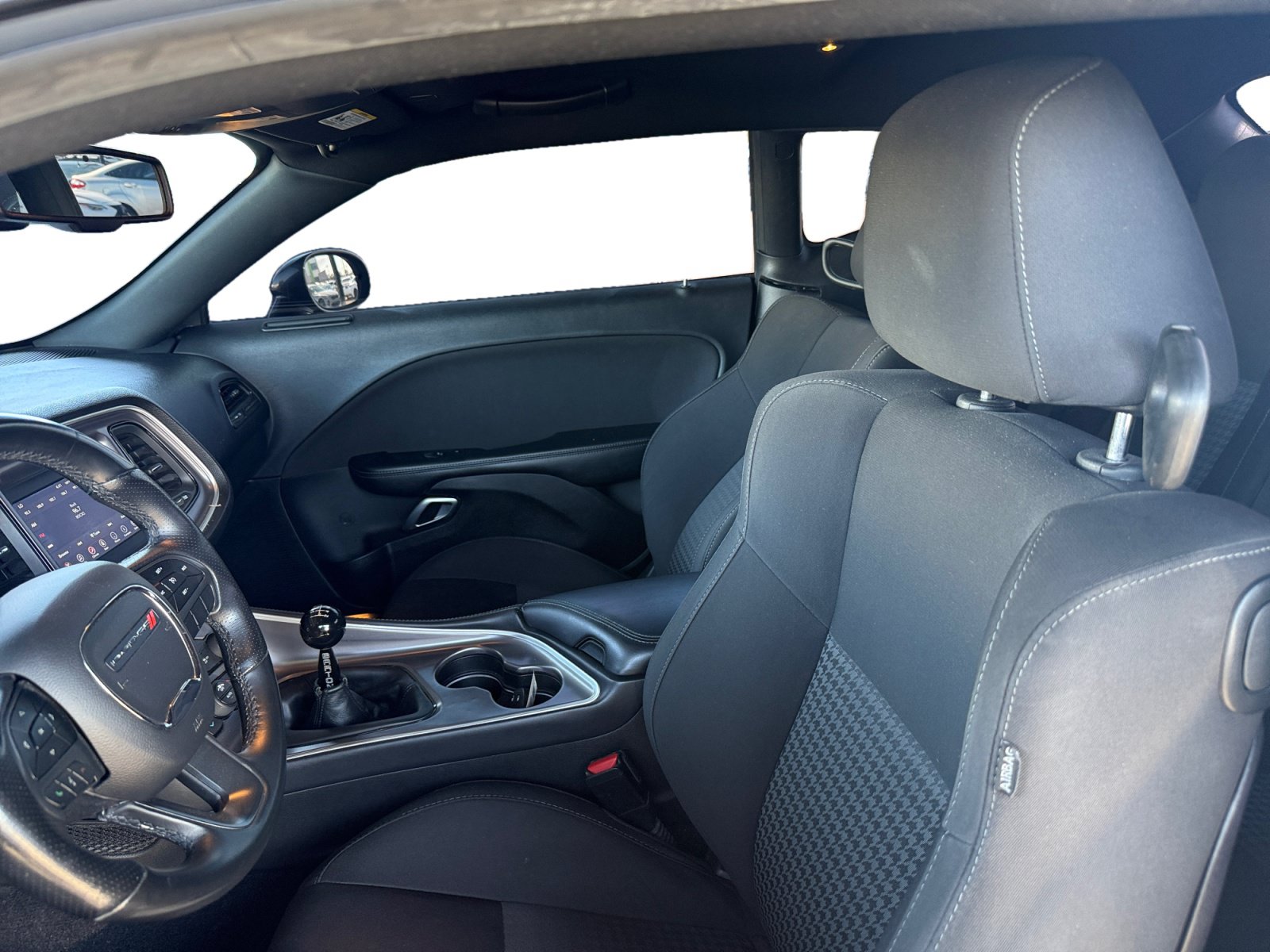 Used 2019 Dodge Challenger R/T RWD image 10