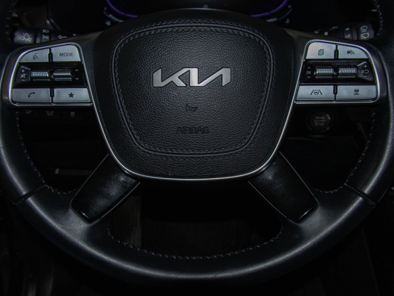 Used 2025 Kia Telluride S image 12