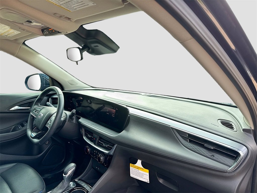 Used 2025 Buick Encore GX Sport Touring image 18