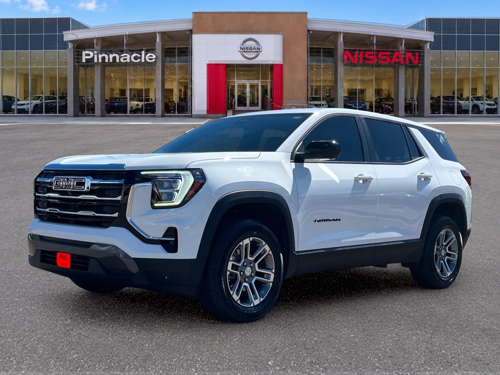 Used 2026 GMC Terrain Elevation w/ Technology Package II FWD image 2