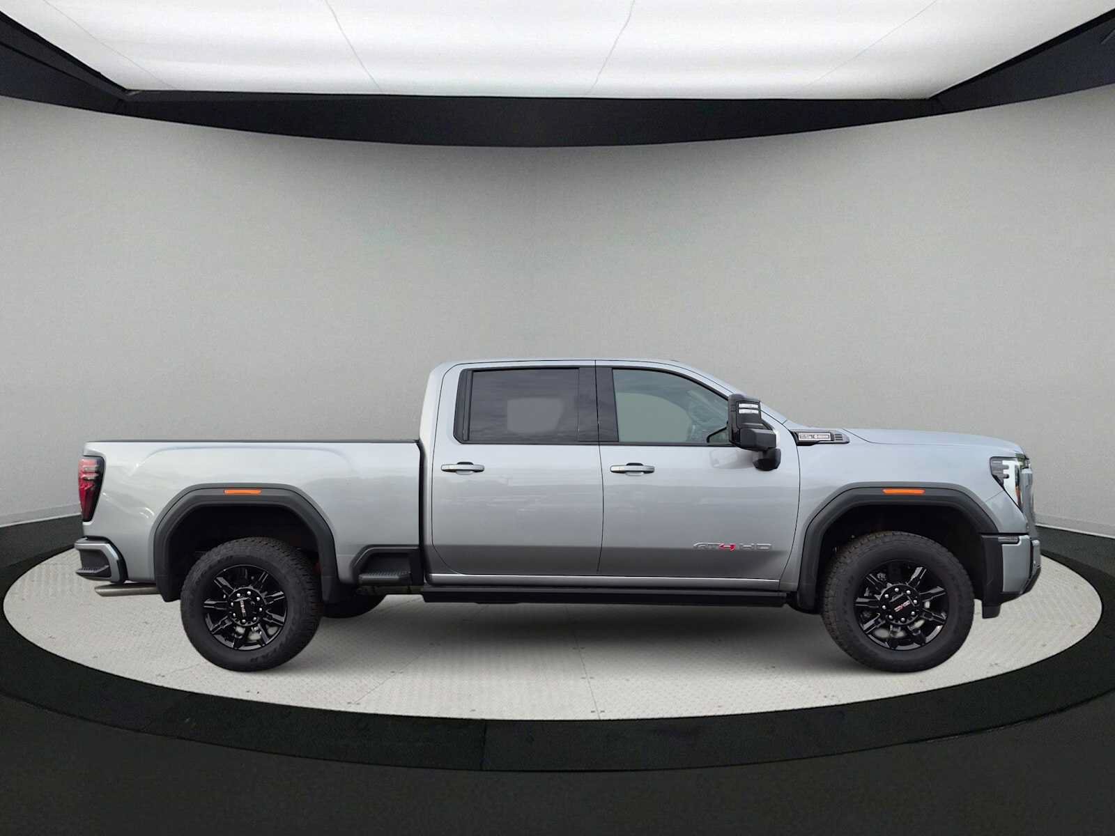 Used 2026 GMC Sierra 2500 AT4 w/ AT4 Premium Plus Package AWD/4WD image 9