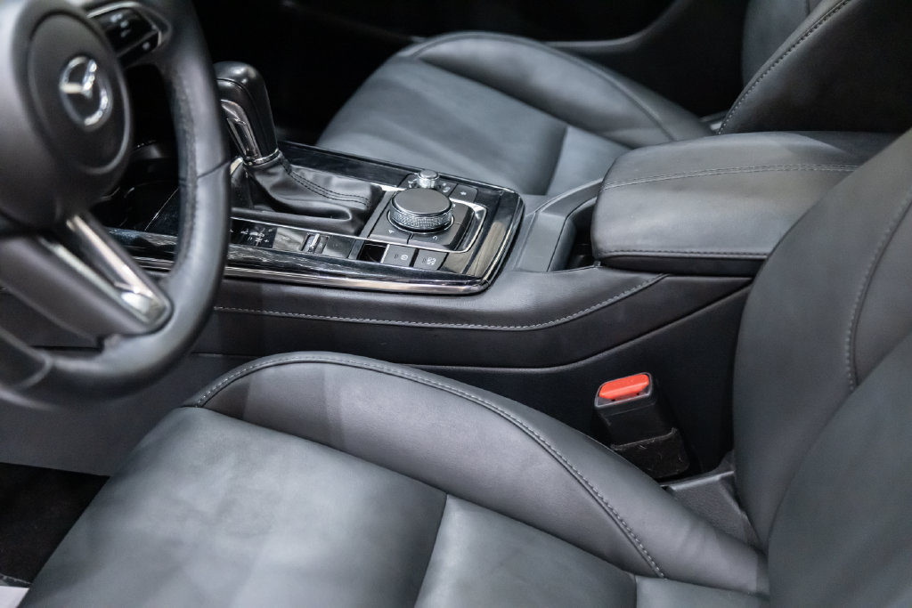 Used 2024 MAZDA CX-30 AWD 2.5 S w/ Preferred Package image 18