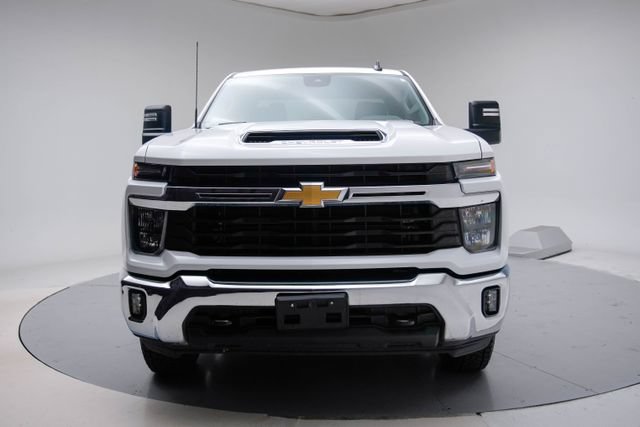 Used 2025 Chevrolet Silverado 2500 LT w/ Convenience Package AWD/4WD image 12