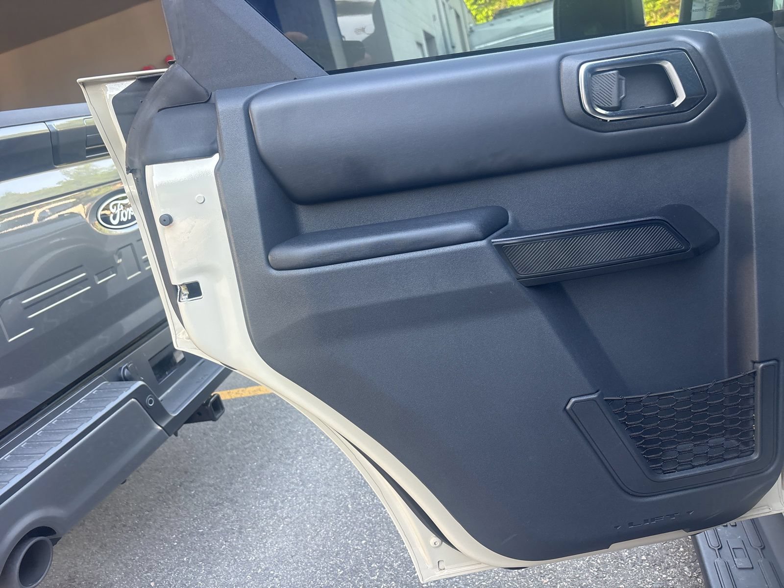 Used 2025 Ford Bronco Outer Banks AWD/4WD image 43