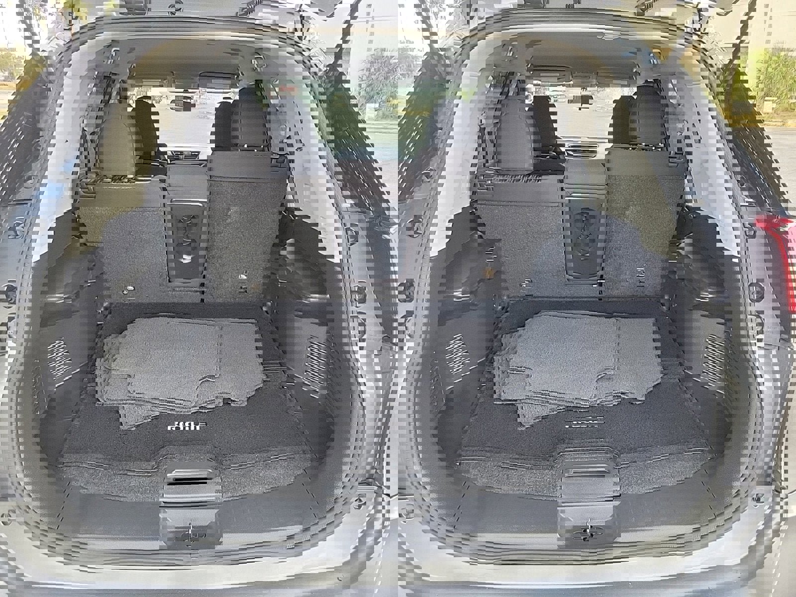 Used 2017 Nissan Rogue S image 8