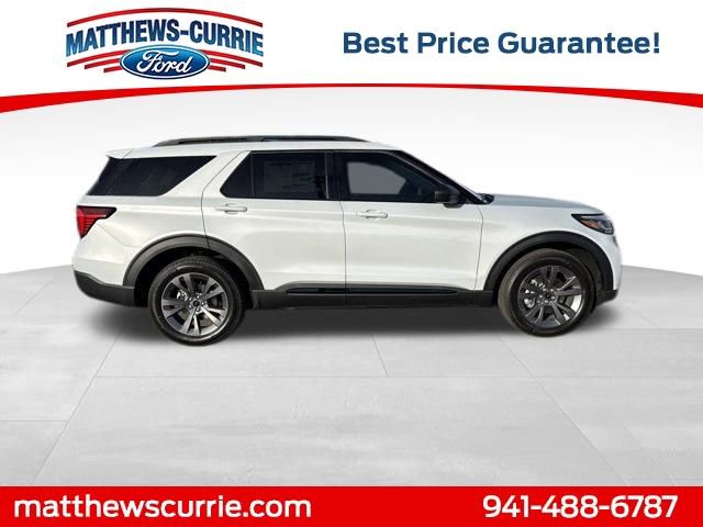 New 2026 Ford Explorer Active image 3