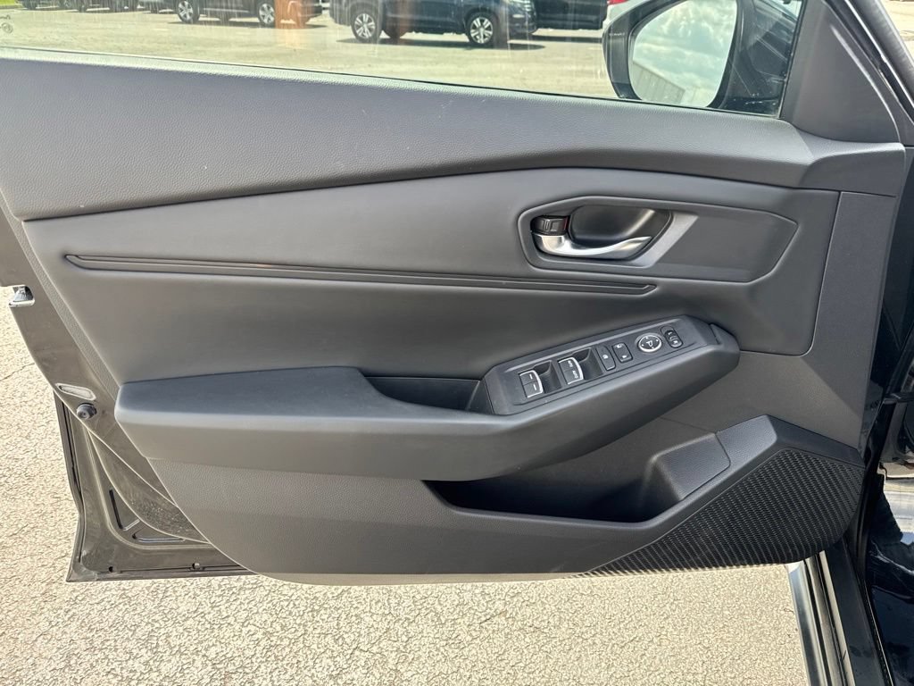 Used 2023 Honda Accord EX image 26