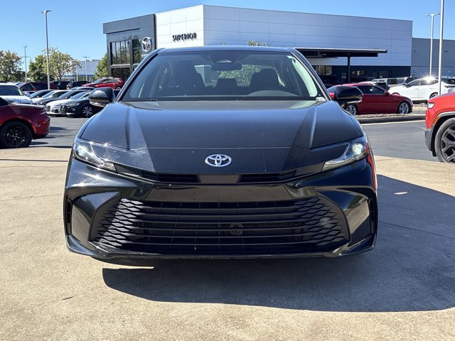 Used 2025 Toyota Camry LE FWD image 10
