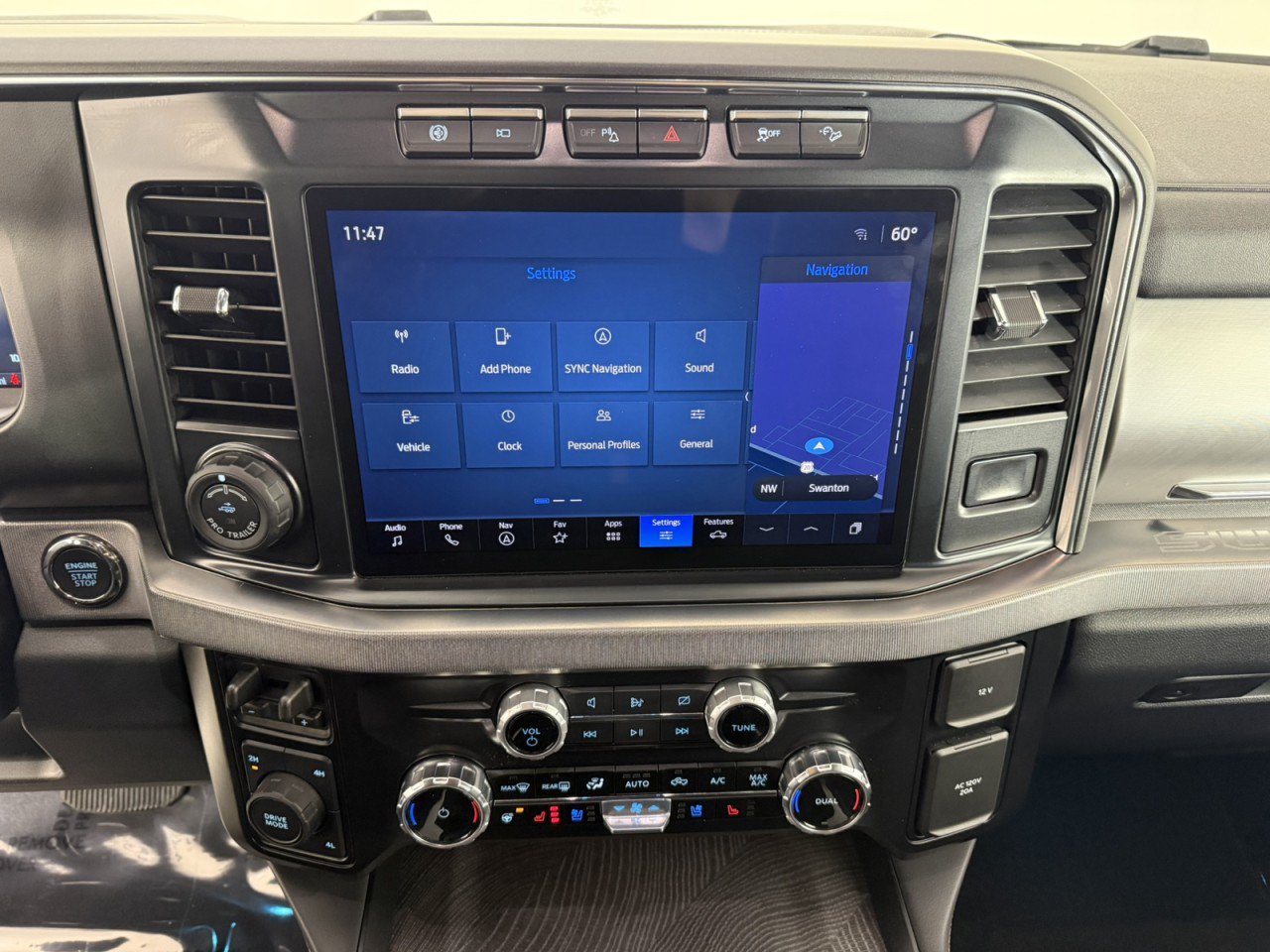 Certified 2024 Ford F450 Platinum w/ FX4 Off-Road Package AWD/4WD image 19