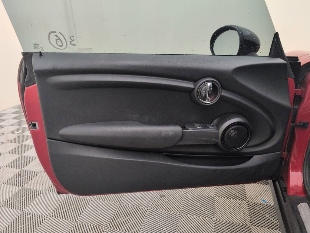 Used 2017 MINI Cooper 2-Door Hardtop image 35