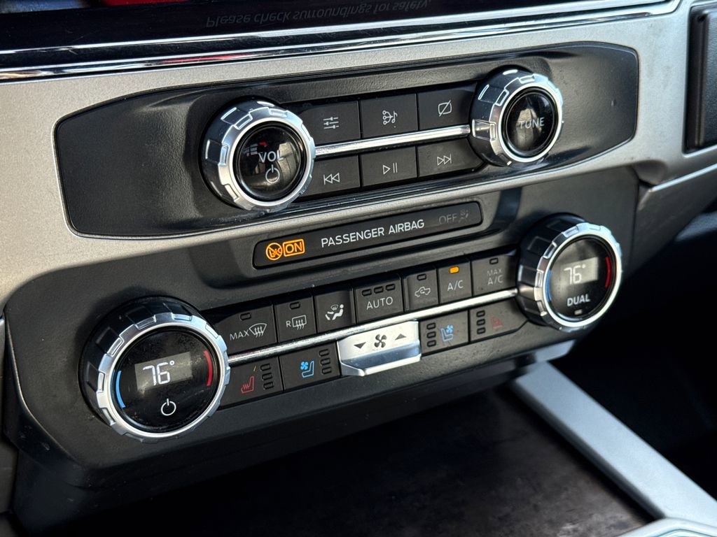 Used 2022 Ford F450 Lariat w/ Lariat Ultimate Package AWD/4WD image 25