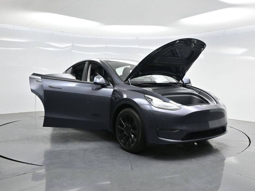 Used 2021 Tesla Model Y Long Range AWD/4WD image 34