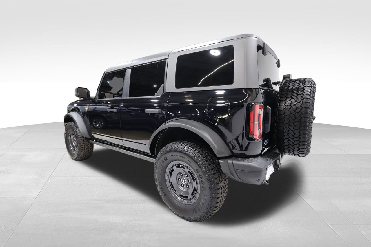Used 2025 Ford Bronco Badlands AWD/4WD image 2