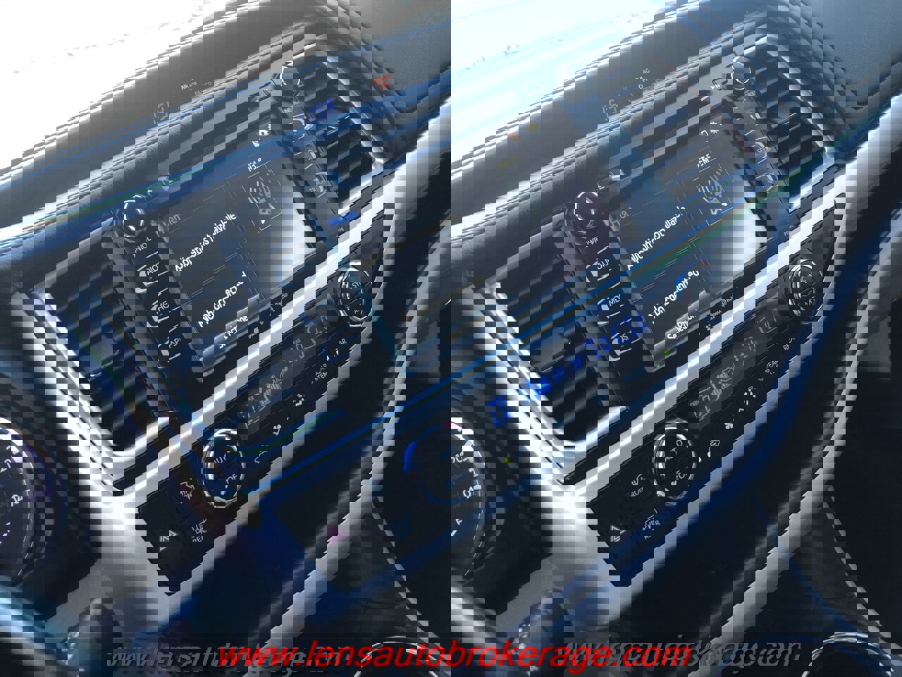 Used 2017 Toyota Highlander Plus image 14