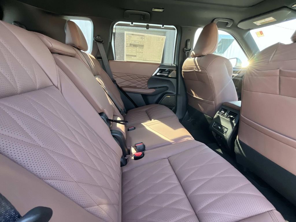 New 2026 Mitsubishi Outlander SEL FWD image 14