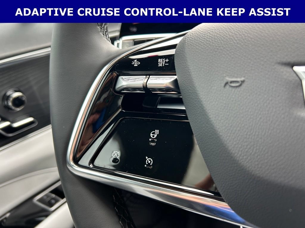 Used 2025 Cadillac Lyriq Sport RWD image 14