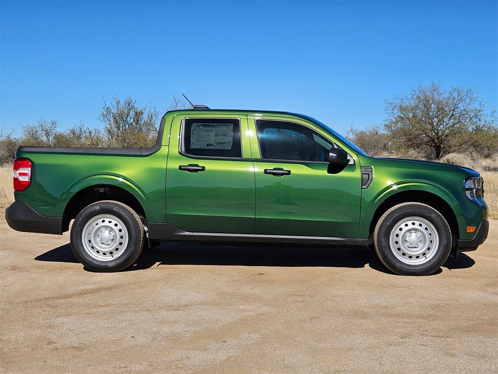 New 2025 Ford Maverick XL image 4