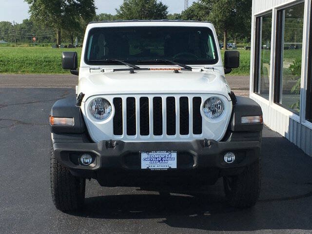 Used 2024 Jeep Wrangler Unlimited Sport AWD/4WD image 4