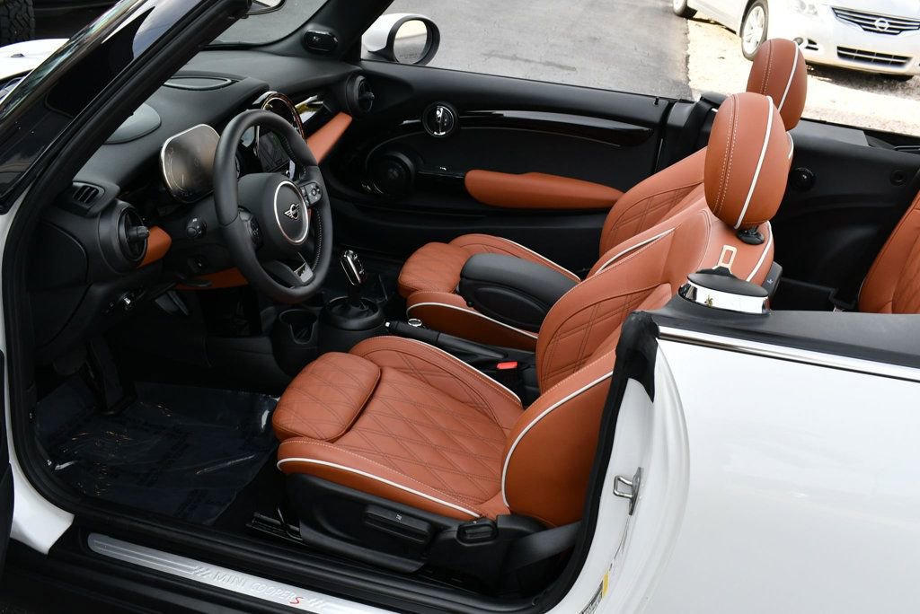 Used 2023 MINI Cooper S image 57
