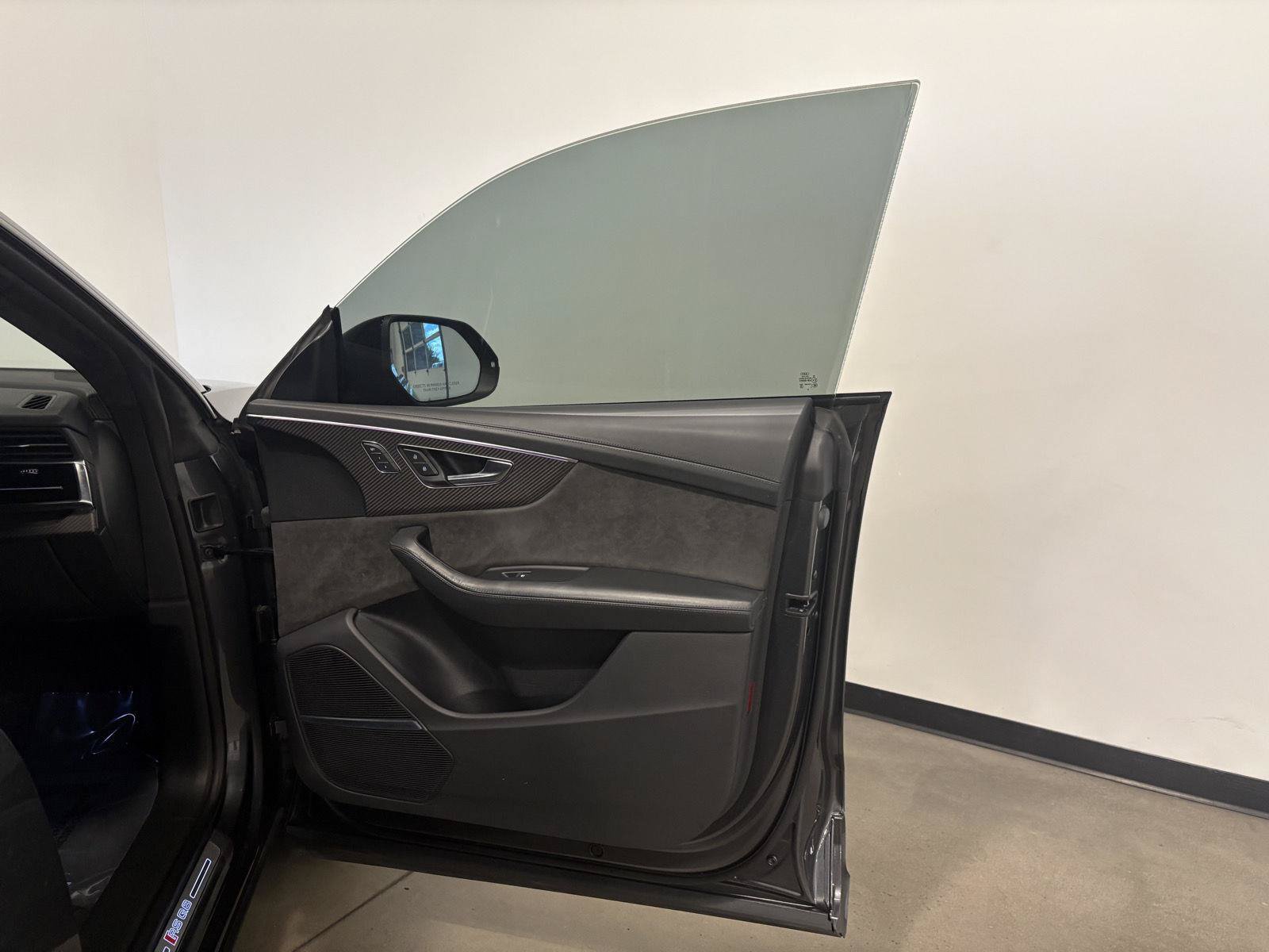 Used 2022 Audi RS Q8 AWD/4WD image 50
