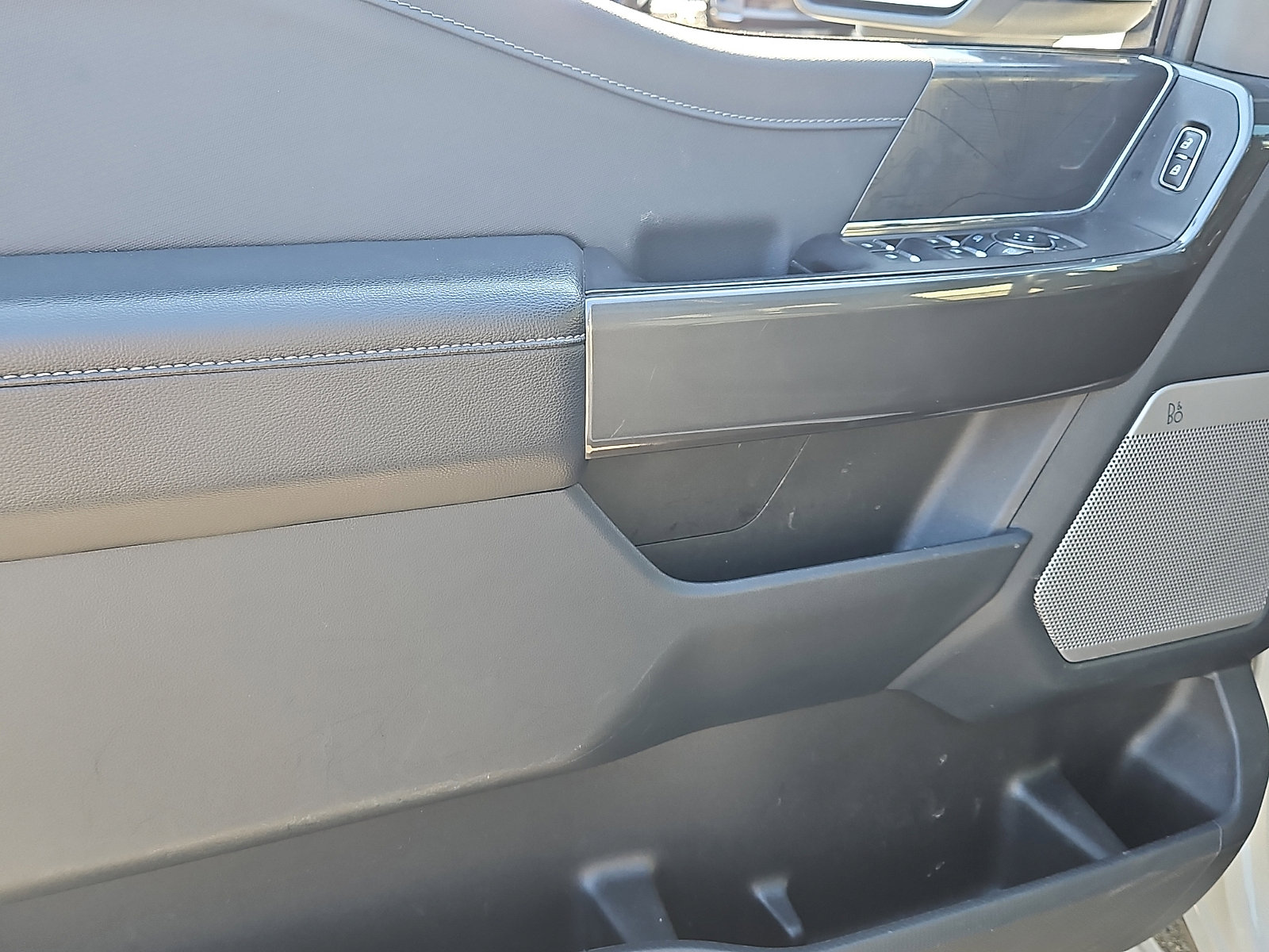 Used 2023 Ford F150 XLT w/ Equipment Group 302A High image 13