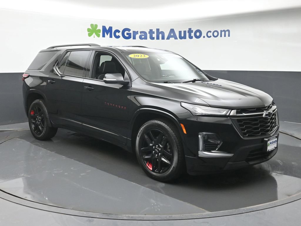 Used 2023 Chevrolet Traverse Premier w/ Redline Edition image 2