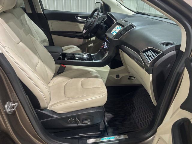 Used 2019 Ford Edge Titanium w/ Cold Weather Package image 24