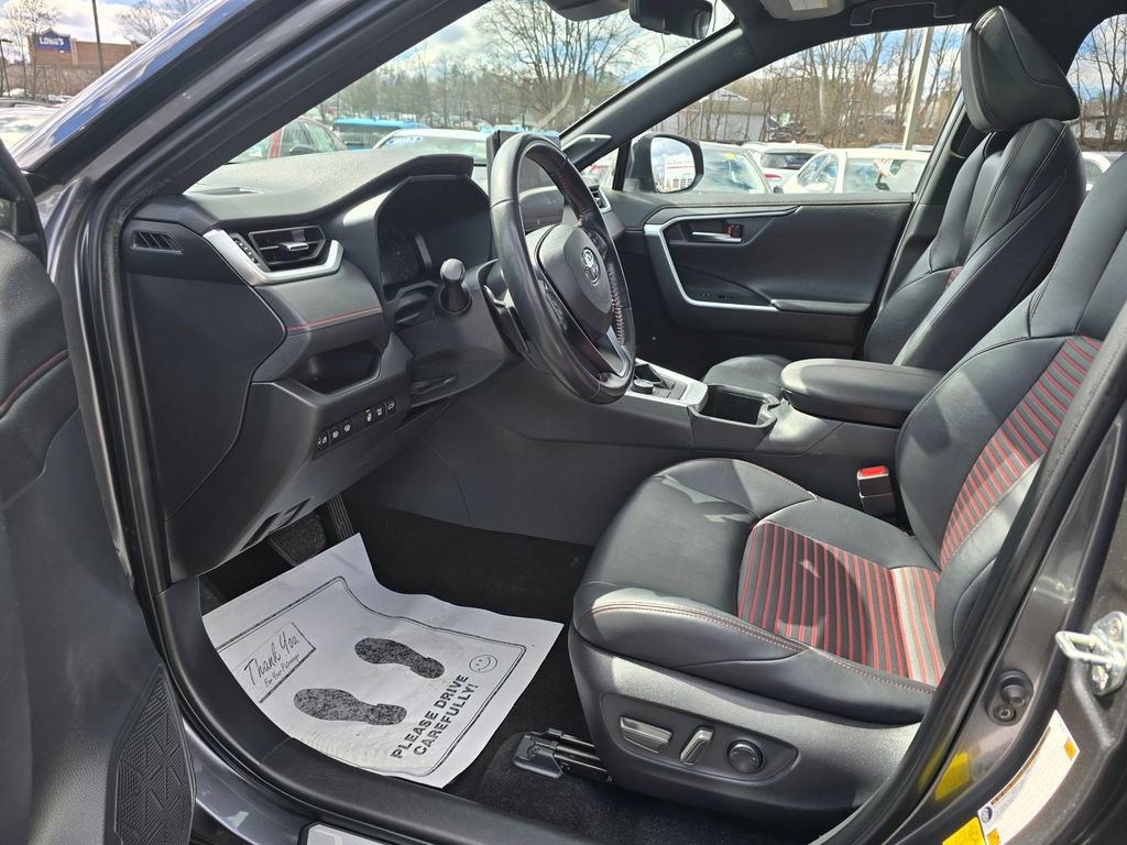 Used 2023 Toyota RAV4 XSE w/ Weather Package AWD/4WD image 15