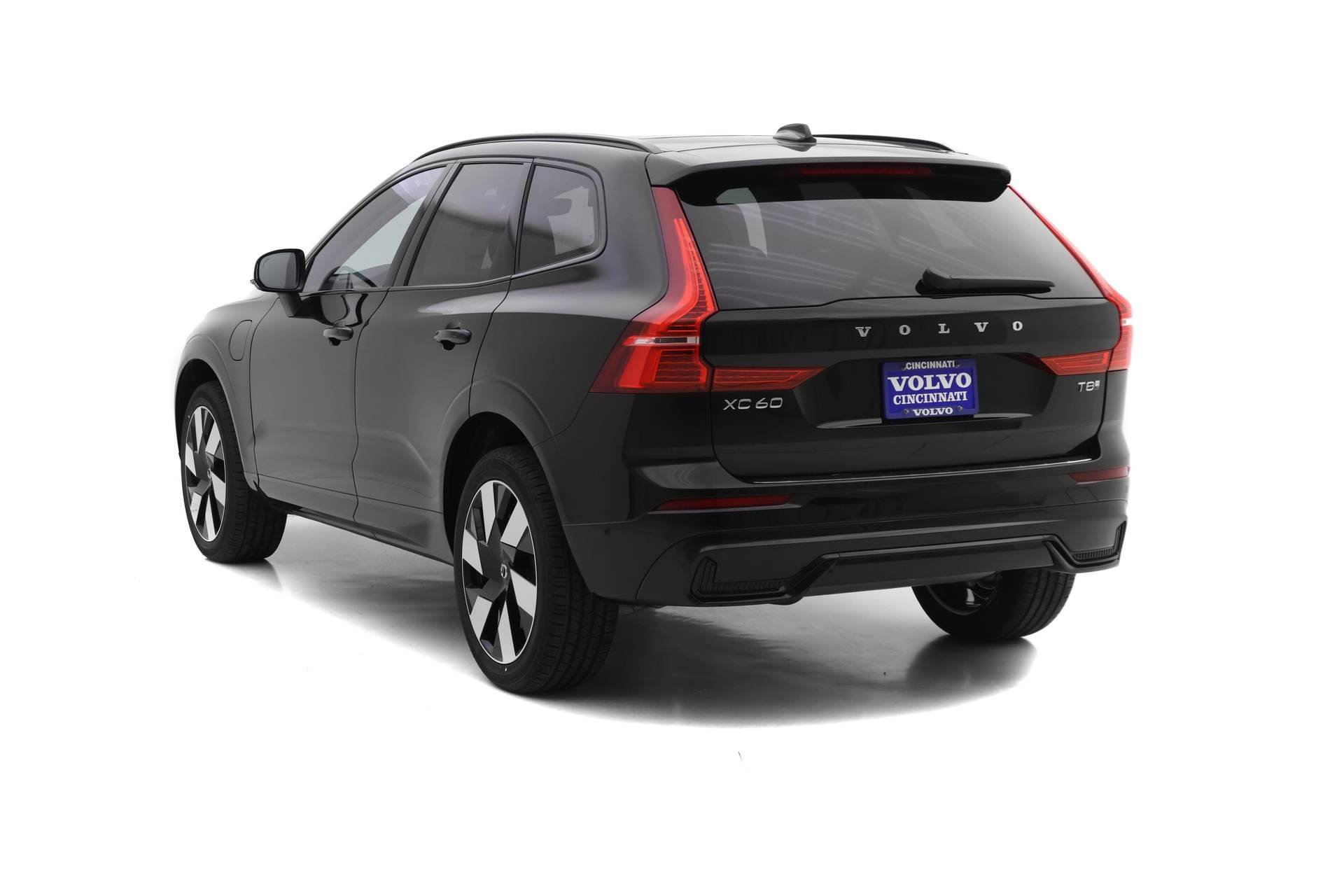 New 2025 Volvo XC60 T8 Plus w/ Protection Package Premier image 5