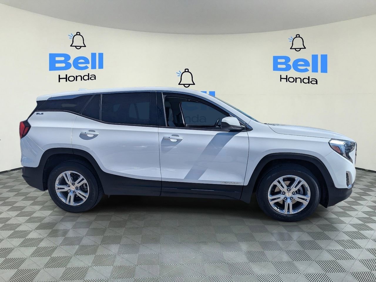 Used 2020 GMC Terrain SLE image 5