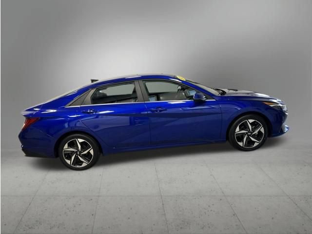 Used 2023 Hyundai Elantra Limited FWD image 6