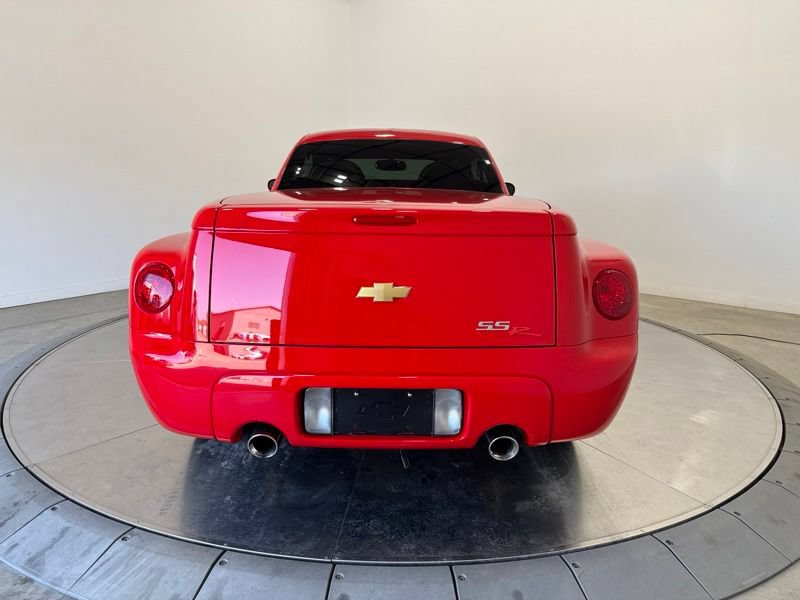 Used 2004 Chevrolet SSR w/ Preferred Equipment Group RWD image 6
