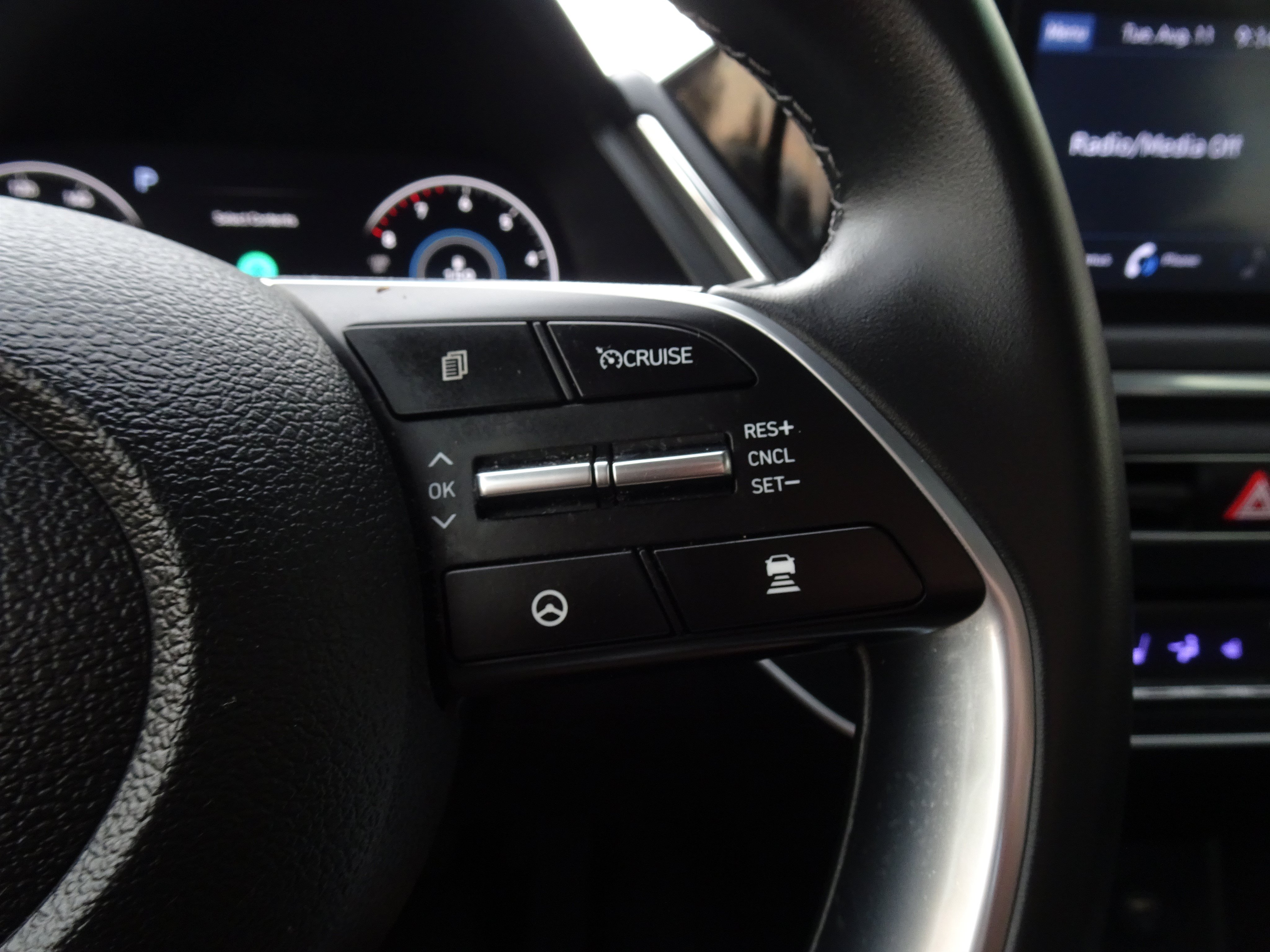 Used 2020 Hyundai Sonata SEL w/ Convenience + Sunroof Package FWD image 24