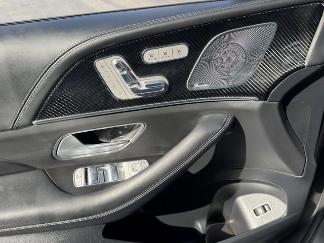 New 2026 Mercedes-Benz GLS 63 AMG 4MATIC image 9