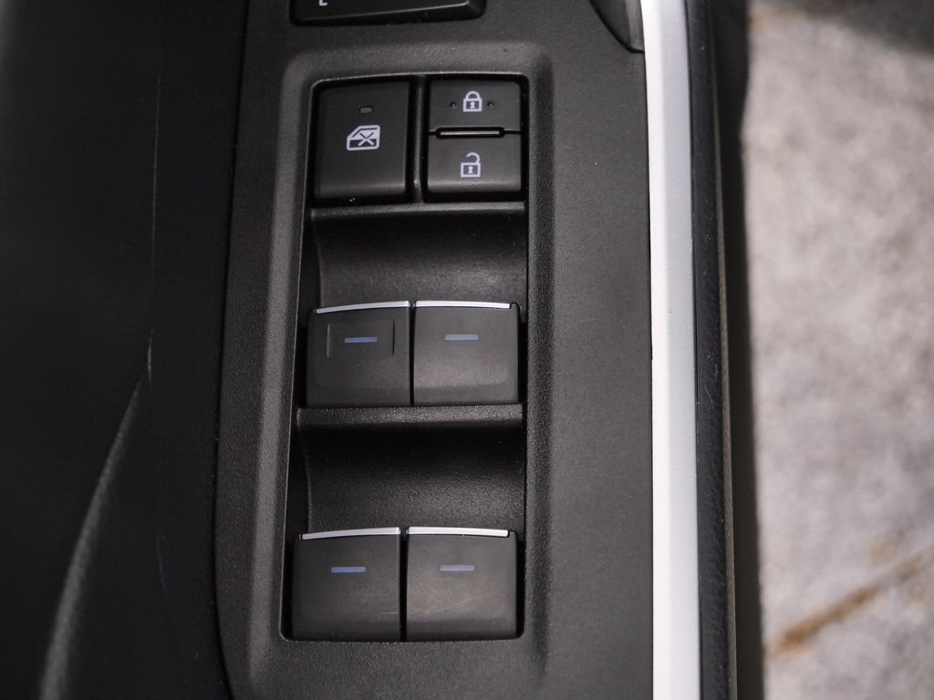 Used 2023 Toyota RAV4 XLE w/ Convenience Package AWD/4WD image 20
