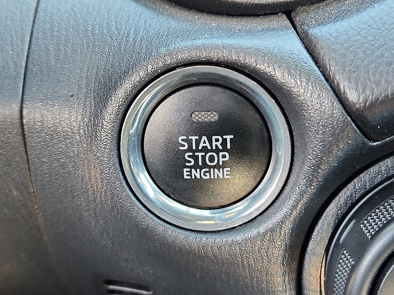 Used 2017 MAZDA MX-5 Miata Club image 12