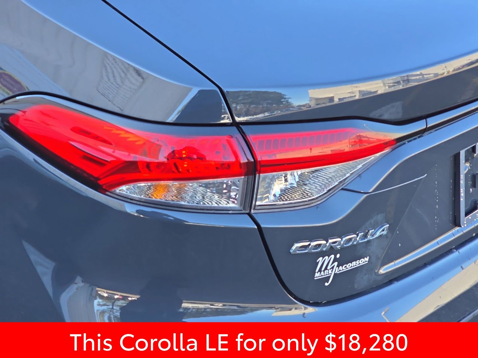 Used 2024 Toyota Corolla LE image 39