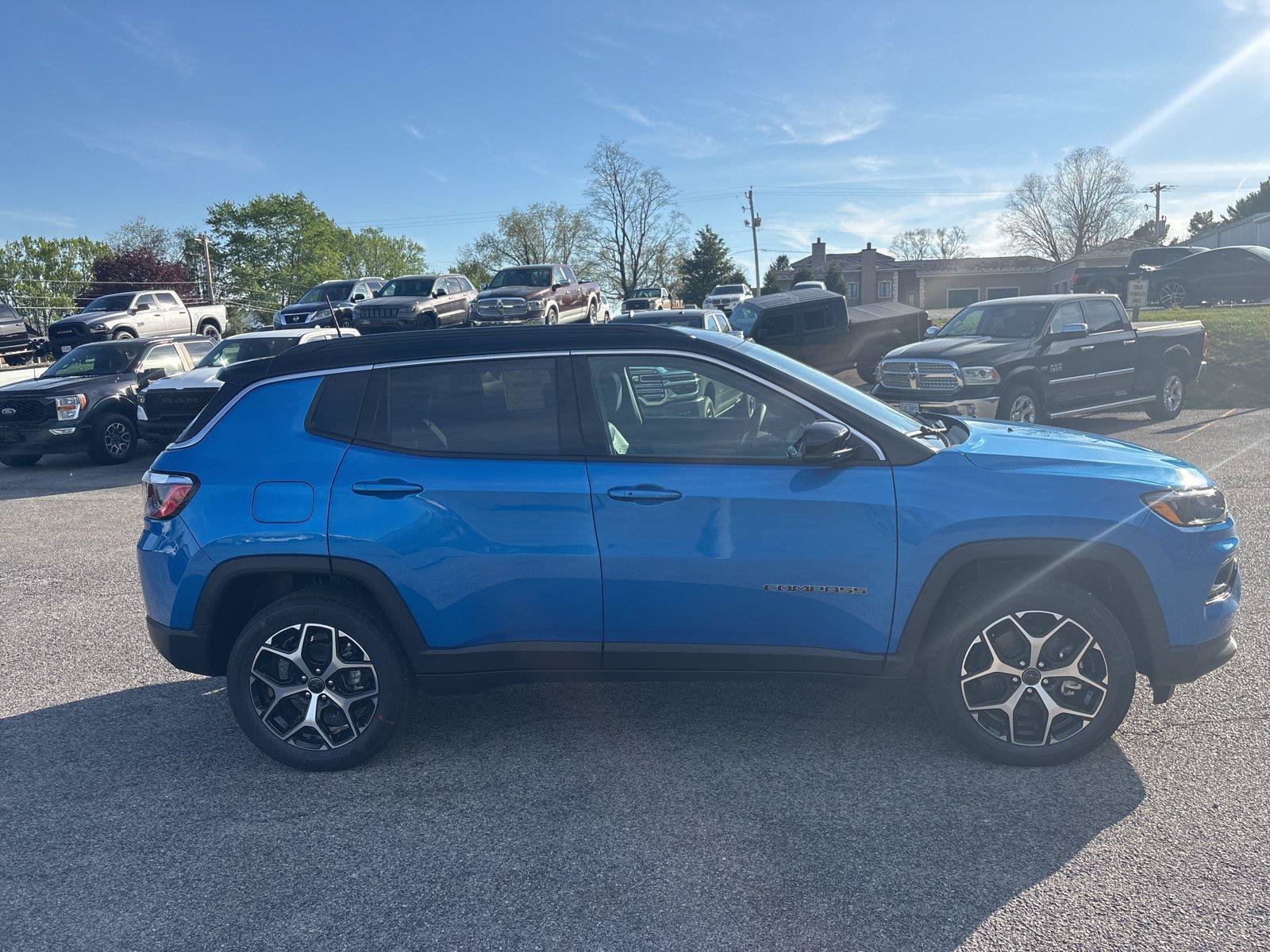 New 2026 Jeep Compass Limited AWD/4WD image 7