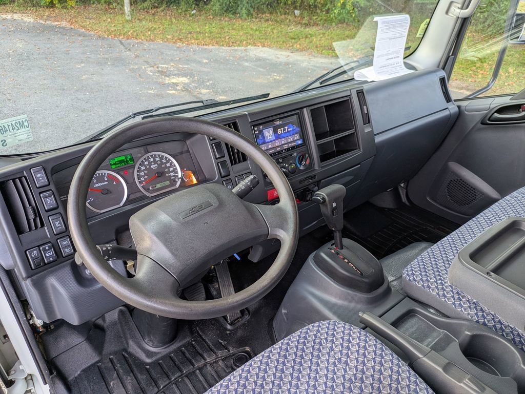 Used 2023 Chevrolet Low Cab Forward 5500XD image 26